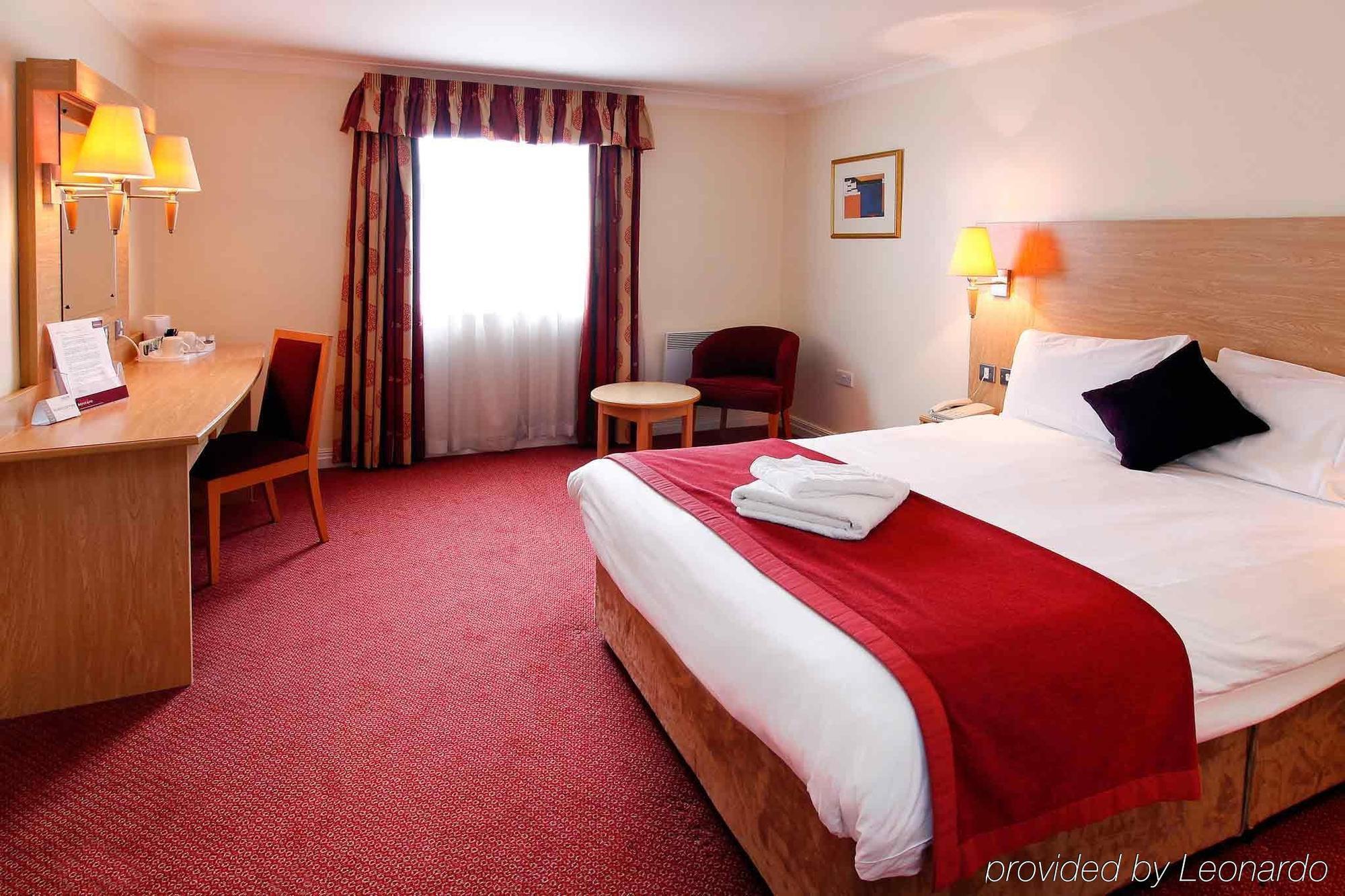 Mercure Chester North Woodhey House Hotel Елсмір-Порт Номер фото
